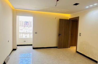 Apartment - 3 Bedrooms - 3 Bathrooms for sale in Tabarak - Zahraa El Maadi - Hay El Maadi - Cairo