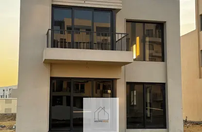 منزل مزدوج - 5 غرف نوم - 6 حمامات للبيع في أو ويست - كمبوندات 6 أكتوبر - مدينة 6 أكتوبر - الجيزة