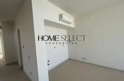 فيلا - 3 غرف نوم - 4 حمامات للايجار في بالم هيلز وودفيل - طريق الواحات - مدينة 6 أكتوبر - الجيزة