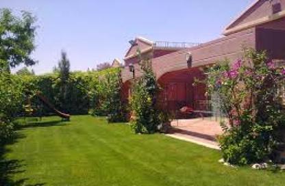 Villa - 4 Bedrooms - 4 Bathrooms for rent in Solaimaneyah Gardens - 4th District - Sheikh Zayed City - Giza