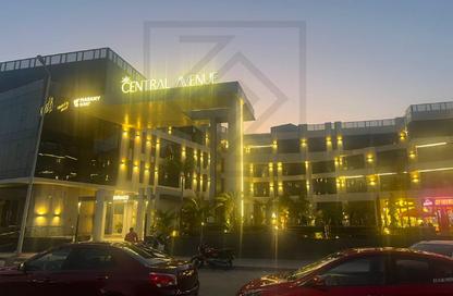 Shop - Studio - 2 Bathrooms for rent in Central Avenue - 2nd District - Sheikh Zayed City - Giza