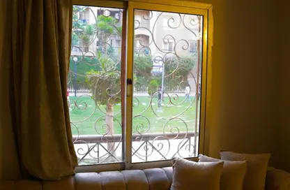 Apartment - 2 Bedrooms - 1 Bathroom for rent in El Rehab Extension - Al Rehab - New Cairo City - Cairo