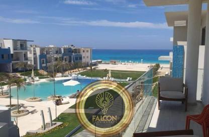 Chalet - 2 Bedrooms - 1 Bathroom for sale in Naia bay - Ras Al Hekma - North Coast