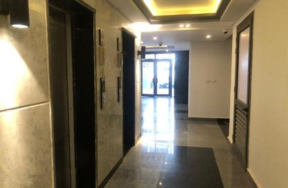 Apartment - 2 Bedrooms - 2 Bathrooms for sale in Sun Capital - Fayoum Desert road - 6 October City - Giza