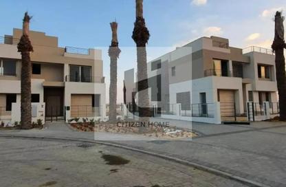 Villa - 4 Bedrooms - 4 Bathrooms for sale in Palm Hills New Cairo - 5th Settlement Compounds - The 5th Settlement - New Cairo City - Cairo