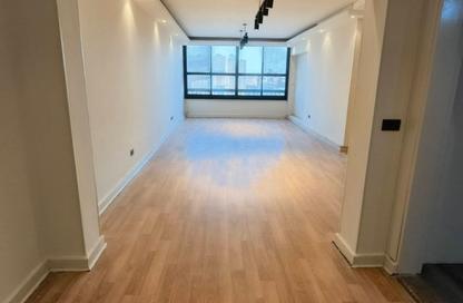 Apartment - 3 - 2 for sale in Zahraa Al Maadi Tunnel - Degla - Hay El Maadi - Cairo