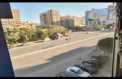 Apartment - 2 Bedrooms - 2 Bathrooms for rent in 1st Zone - Nasr City - Cairo