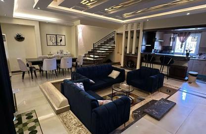 Duplex - 4 Bedrooms - 3 Bathrooms for sale in Etapa Square - Sheikh Zayed City - Giza