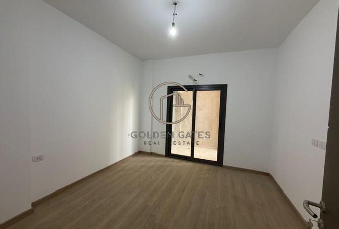 70624848 - صورة العقار 3