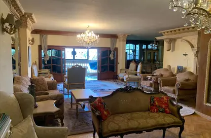 Apartment - 4 Bedrooms - 3 Bathrooms for sale in El Khalifa El Maamoun St. - Roxy - Heliopolis - Masr El Gedida - Cairo