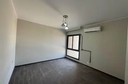 شقة - 3 غرف نوم - 3 حمامات للبيع في 6 ويست - بيفرلي هيلز - كمبوندات الشيخ زايد - الشيخ زايد - الجيزة