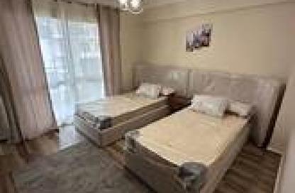 Apartment - 3 Bedrooms - 3 Bathrooms for sale in Hadayek Al Mohandessin - 4th District - Sheikh Zayed City - Giza