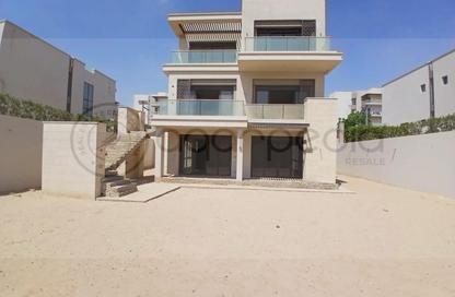 Villa - 4 Bedrooms - 4 Bathrooms for sale in The Address East - 90 Street - The 5th Settlement - New Cairo City - Cairo