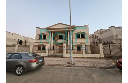 فيلا - 4 غرف نوم - 4 حمامات للبيع في رويال سيتي - كمبوندات الشيخ زايد - الشيخ زايد - الجيزة