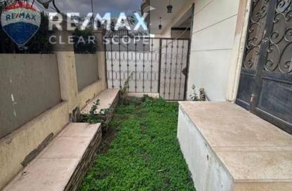 Apartment - 3 Bedrooms - 2 Bathrooms for sale in Al Narges 6 - Al Narges - New Cairo City - Cairo