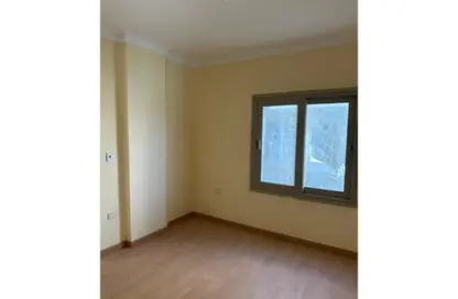 شقة - 3 غرف نوم - 2 حمامات للايجار في جاليريا  مون فالى - المستثمرين الجنوبية - مدينة القاهرة الجديدة - القاهرة