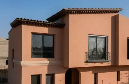 Twin House - 6 Bedrooms - 5 Bathrooms for sale in Village West - Sheikh Zayed Compounds - Sheikh Zayed City - Giza