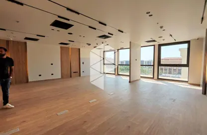 مساحات مكتبية - غرفة نوم للايجار في ميفيدا - كمبوندات التجمع الخامس - التجمع الخامس - مدينة القاهرة الجديدة - القاهرة