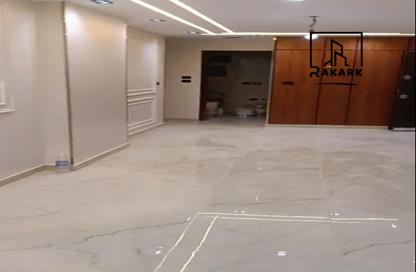 Apartment - 3 Bedrooms - 2 Bathrooms for rent in Ismailia Desert Road - El Nozha El Gadida - El Nozha - Cairo