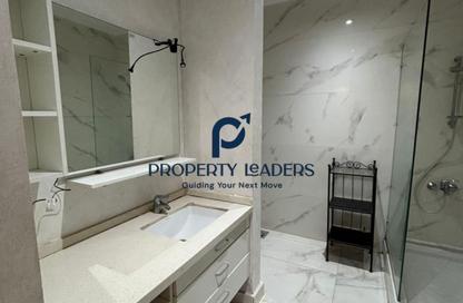 Villa - 5 - 7 for rent in Westown - Sheikh Zayed Compounds - Sheikh Zayed City - Giza