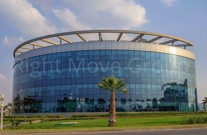 طابق كامل - استوديو - 4 حمامات للبيع في القرية الذكية - طريق مصر اسكندرية الصحراوي - مدينة 6 أكتوبر - الجيزة