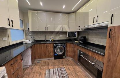 Apartment - 3 Bedrooms - 2 Bathrooms for rent in Stone Residence - 5th Settlement Compounds - The 5th Settlement - New Cairo City - Cairo