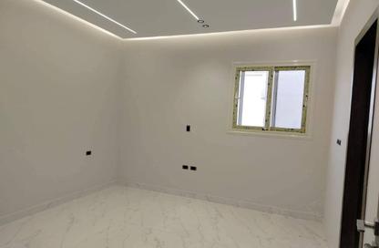 Apartment - 3 Bedrooms - 3 Bathrooms for sale in Doctor Samira Moussa St. - 5th District - Obour City - Qalyubia