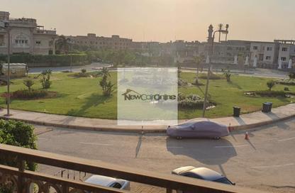 Apartment - 3 Bedrooms - 2 Bathrooms for sale in West Golf - El Katameya Compounds - El Katameya - New Cairo City - Cairo Apartment - 3 Bedrooms - 2 Bathrooms for sale in West Golf - El Katameya Compounds - El Katameya - New Cairo City - Cairo