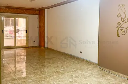Apartment - 3 Bedrooms - 1 Bathroom for sale in Tiba St. - Cleopatra - Hay Sharq - Alexandria