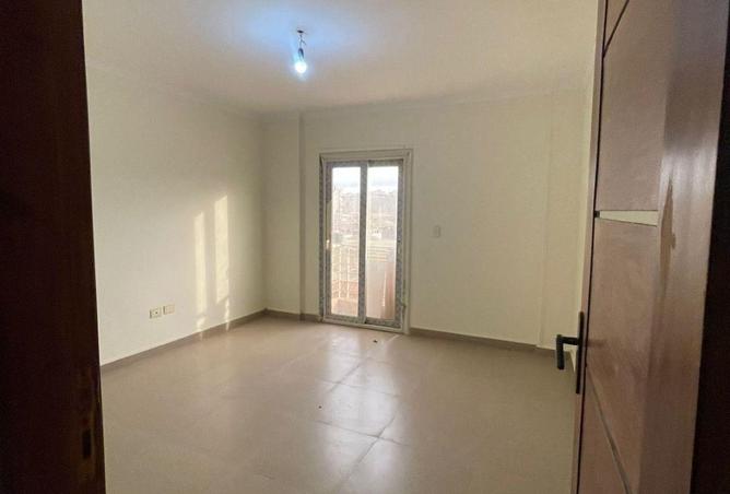 8554321 - Property Image 2