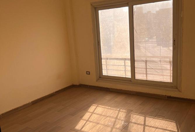 70367508 - صورة العقار 2