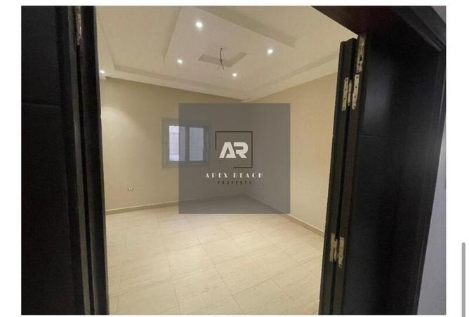 66437055 - Property Image 3