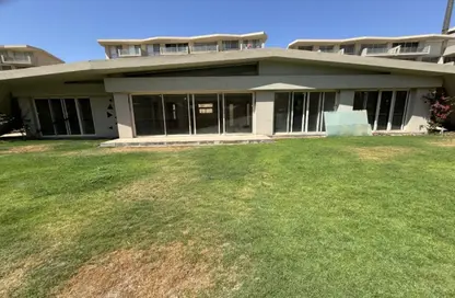 فيلا - 5 غرف نوم - 6 حمامات للبيع في المونت جلاله - العين السخنة - السويس