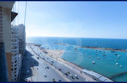 شقة - 3 غرف نوم - 2 حمامات للبيع في طريق الجيش - ميامي - حي اول المنتزة - الاسكندرية