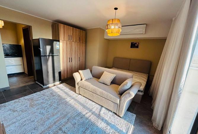 102080786 - Property Image 2