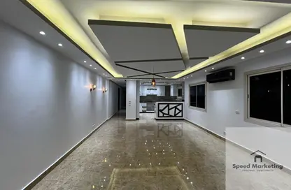 شقة - 3 غرف نوم - 2 حمامات للايجار في تاج سلطان - الطريق الدائري - القاهرة