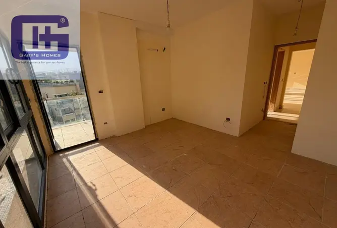 111040003 - Property Image 3