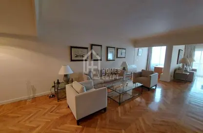 شقة - 2 غرف نوم - 3 حمامات للايجار في شارع بهاء الدين قراقوش - الزمالك - القاهرة