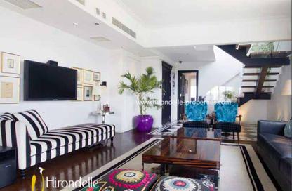 Duplex - 3 Bedrooms - 3 Bathrooms for rent in Al Gabalaya St. - Zamalek - Cairo