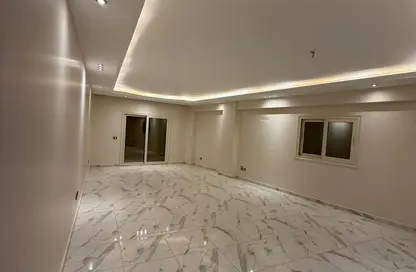 شقة - 3 غرف نوم - 3 حمامات للايجار في اللوتس الشمالي - حى اللوتس - مدينة القاهرة الجديدة - القاهرة