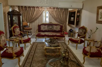 Apartment - 3 Bedrooms - 2 Bathrooms for sale in Abd Al Razak Al Sanhouri St. - 6th Zone - Nasr City - Cairo