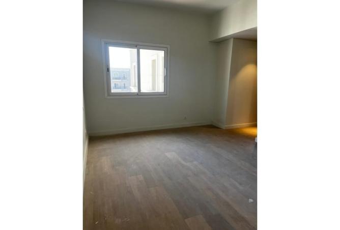 93533355 - Property Image 3
