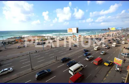 شقة - 4 غرف نوم - 2 حمامات للايجار في طريق الجيش - كليوباترا - حي شرق - الاسكندرية