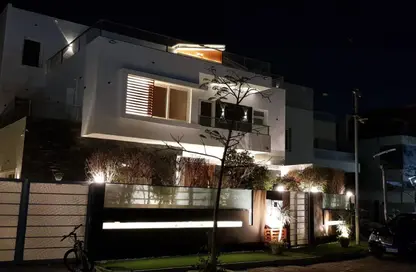 منزل مزدوج - 8 غرف نوم - 6 حمامات للبيع في زايد ديونز - الحي السادس - الشيخ زايد - الجيزة