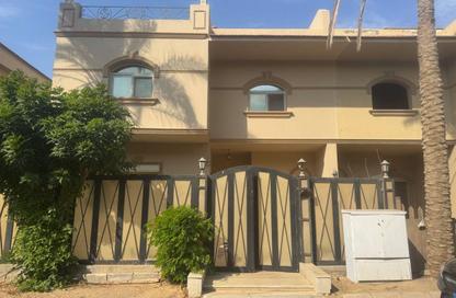 منزل مزدوج - 5 غرف نوم - 5 حمامات للايجار في مون فالي - المستثمرين الجنوبية - مدينة القاهرة الجديدة - القاهرة