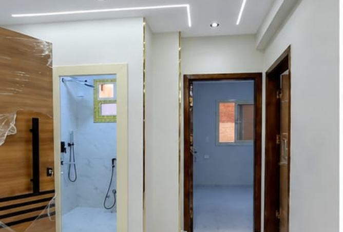 97723307 - Property Image 3