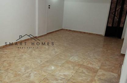 Apartment - 3 Bedrooms - 1 Bathroom for sale in 11th District - Sheikh Zayed City - Giza