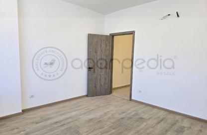 Half Floor - Studio - 1 for rent in Lake Town Mall - 5th Settlement Compounds - The 5th Settlement - New Cairo City - Cairo