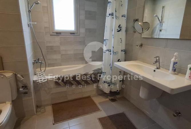 8566786 - Property Image 2