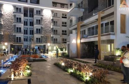 Apartment - 2 Bedrooms - 2 Bathrooms for sale in Mountain View iCity - 5th Settlement Compounds - The 5th Settlement - New Cairo City - Cairo